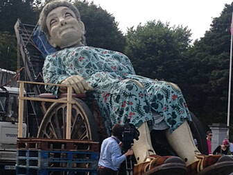 Giant Granny walks through Lim...
